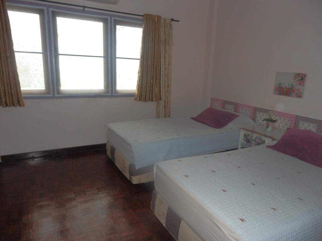 Hua Hin Tour Guesthouse Zewnętrze zdjęcie