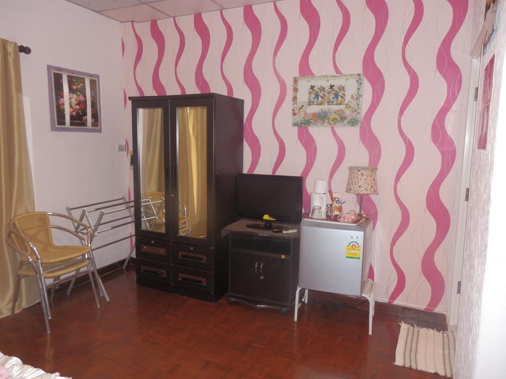 Hua Hin Tour Guesthouse Zewnętrze zdjęcie